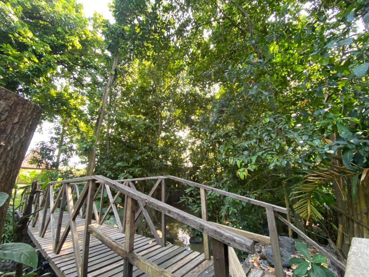 Mahamustika Riverside Canggu Kültér fotó